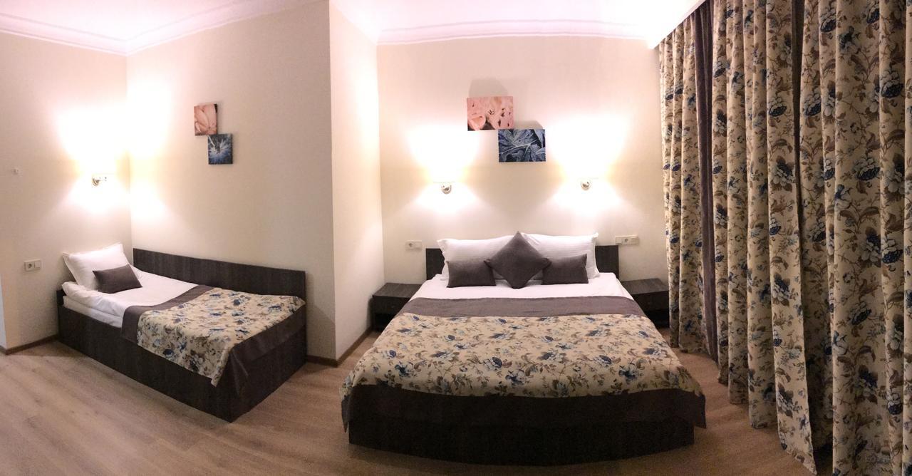 Non-Stop Economy Hotel Boryspilʼ Dış mekan fotoğraf